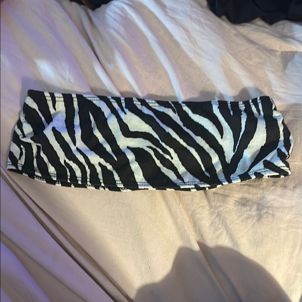 Weavers Zebra Print top - Black and White